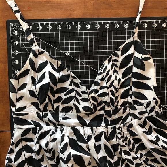 Botanical Tea Dress - Picture 9 of 13